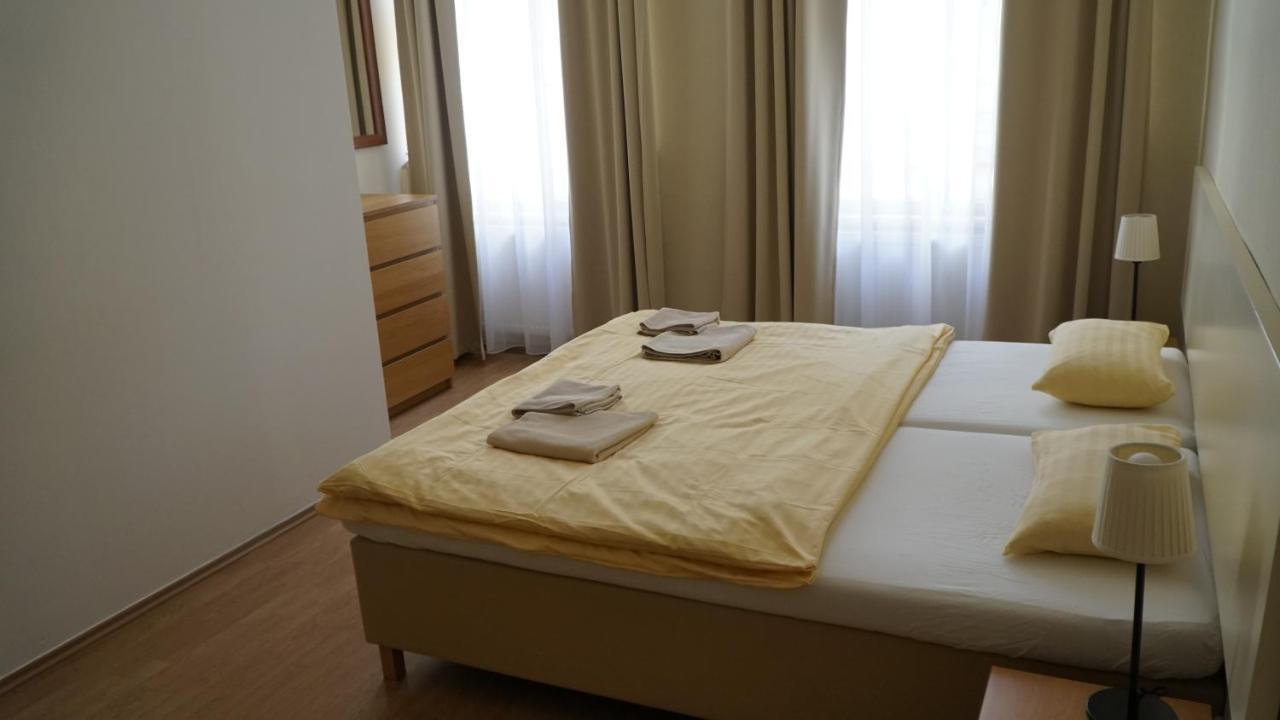 Apart-hotel Zahrebska 4*