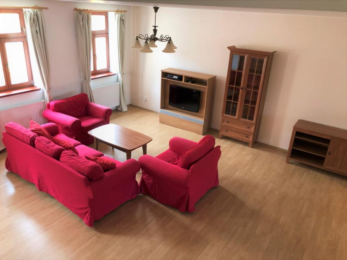 Apart-hotel Zahrebska 4*
